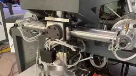 Laborfolien-Extrusionsmaschine mit Kalanderfunktion